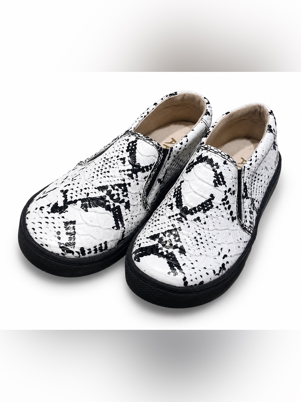 AKID Kids Black White Snakeskin Slip On Sneakers Size 11 Designer Casual Shoes